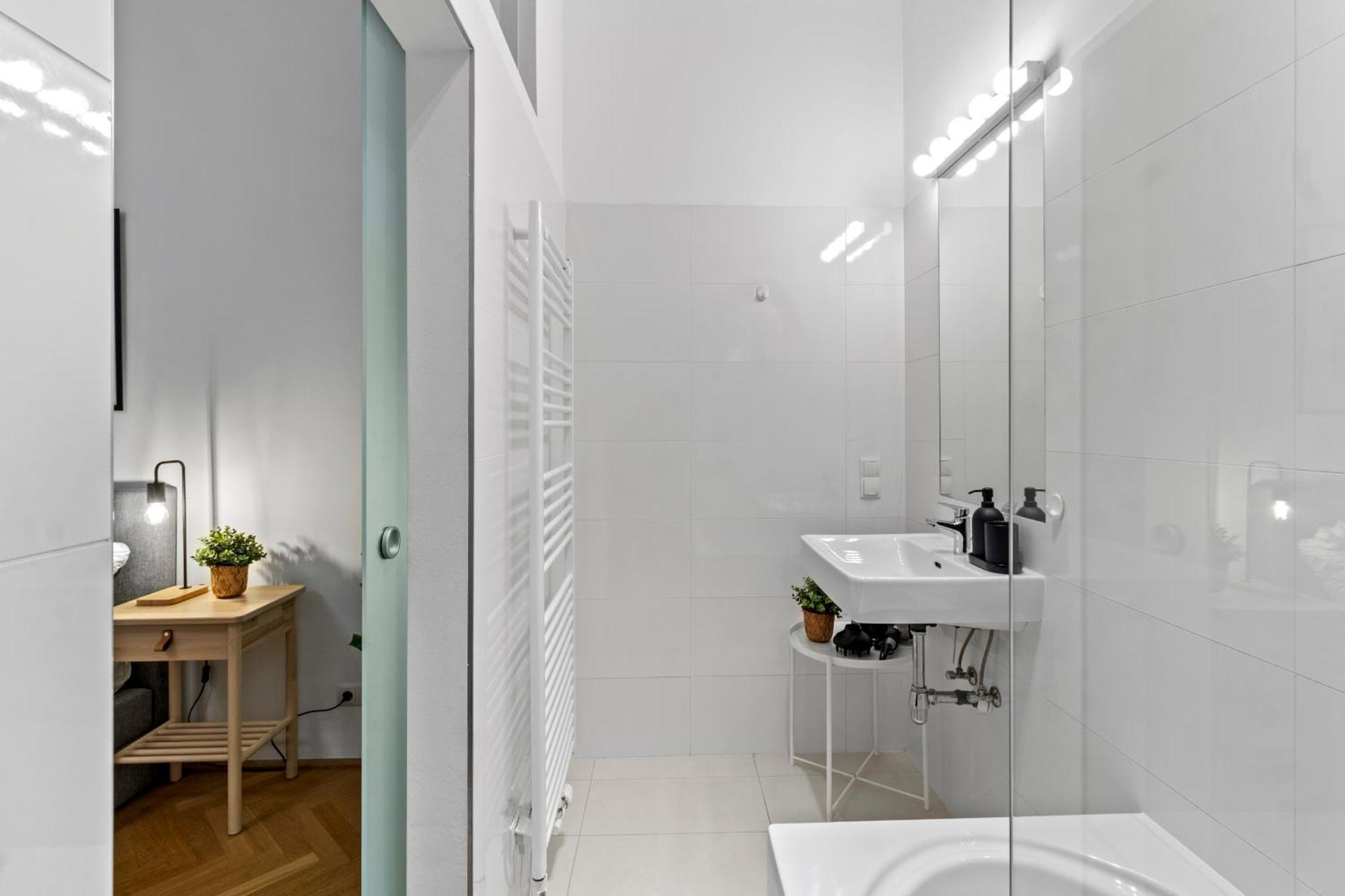 Cozy Vienna Apartments - 4 Min U6 Josefstaedterstrasse Exterior photo